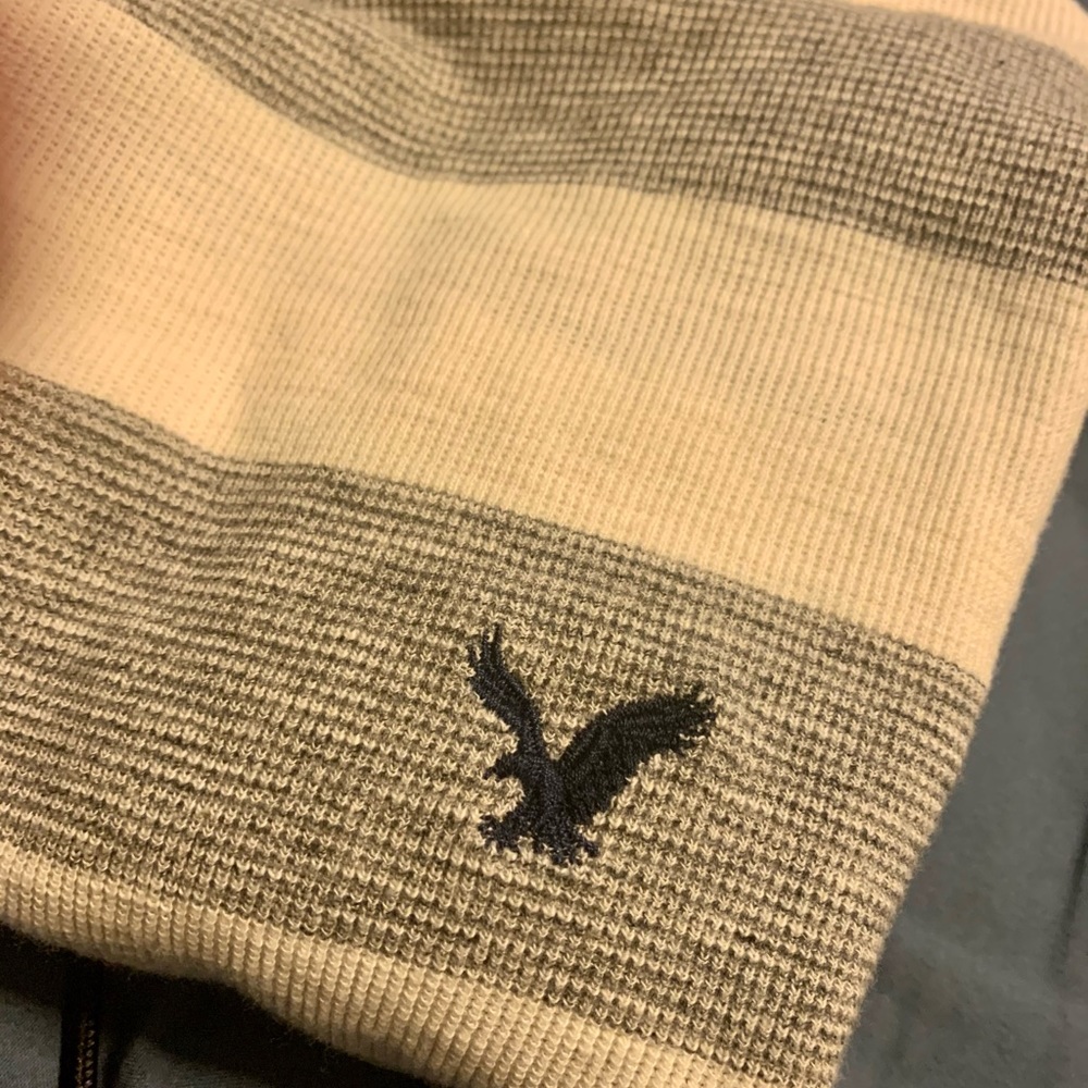 Mans American eagle mens long sleeve shirt